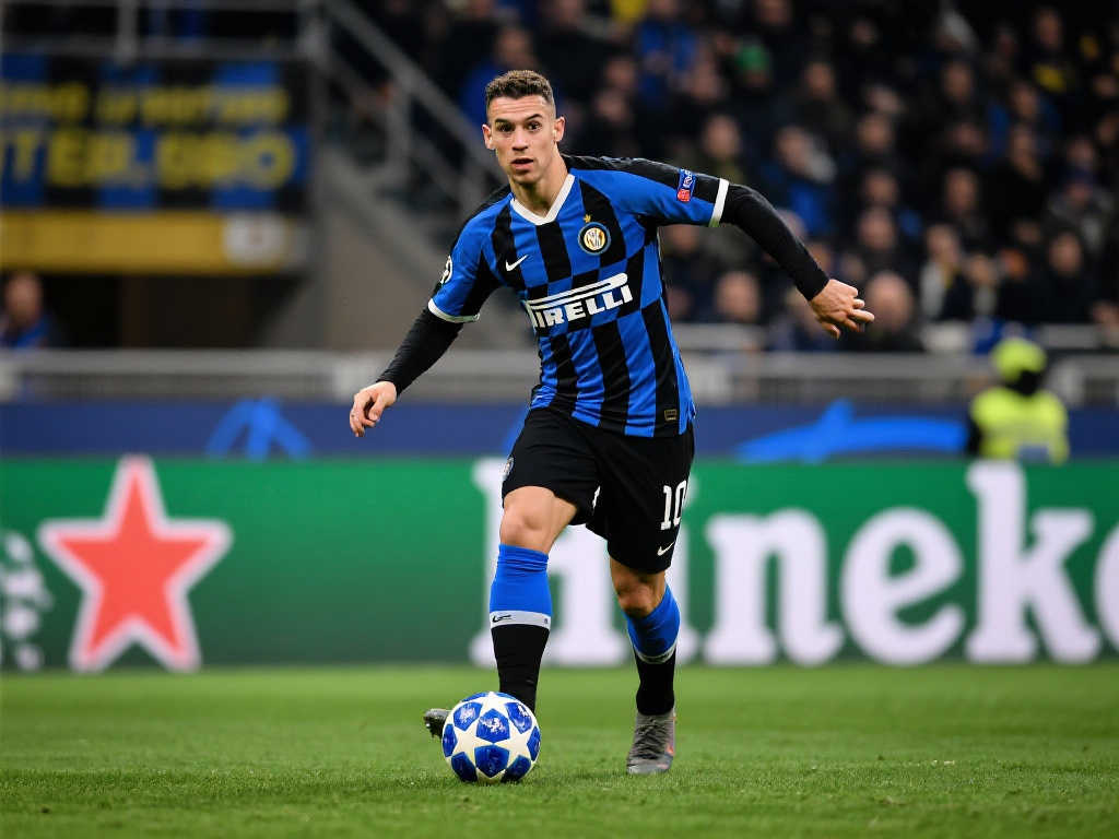 被利物浦轻 被利物浦轻